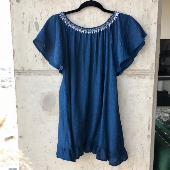 Blu Pepper Blue Embroidered Peasant Top S - Picture 6 of 7